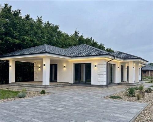 Casa la rosu | Satu Nou de Sus | 675 mp teren