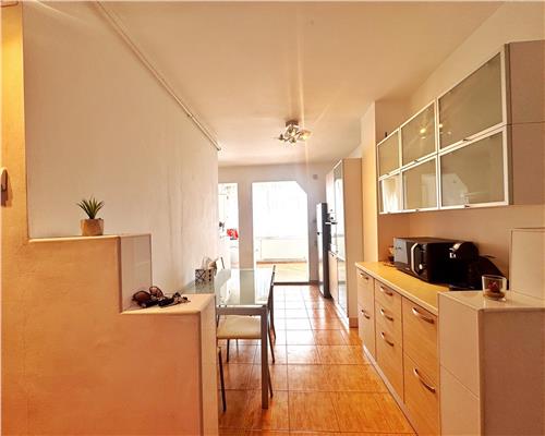 4 camere decomandat | etaj 3 |  Regele Ferdinand I | Zona center Nemes