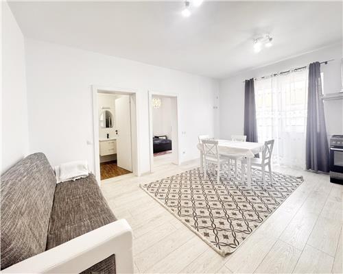 2 camere, bloc nou , balcon , loc de parcare, str. Lamaitei