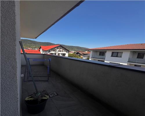 2 camere, bloc nou , balcon , loc de parcare, str. Lamaitei