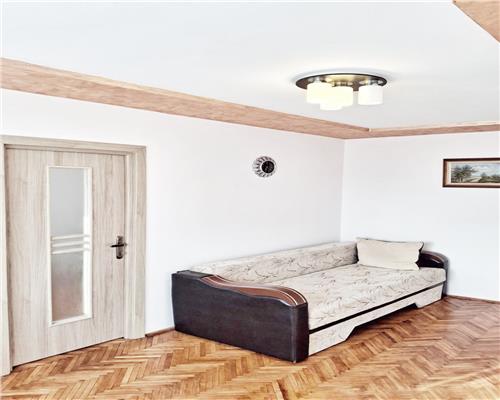 Apartament 2 camere, etaj 3, Aleea Neptun spre bld. Bucuresti