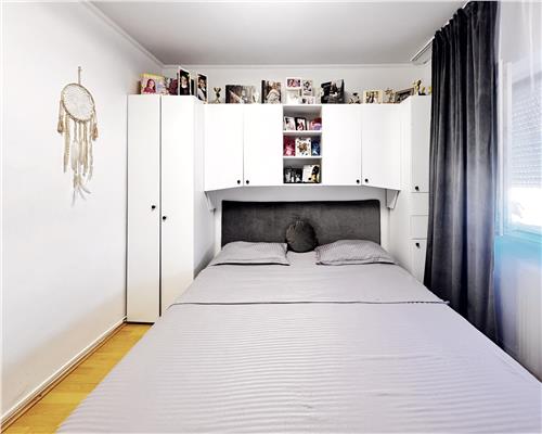 Apartament 2 camere decomandat, bld. Republicii , zona Pol. Sf. Ioan