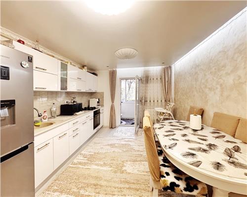 Apartament cu 2 camere, decomandat, parter inalt cu beci inclus in pret, Str. Marasesti