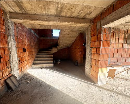 Duplex cu 274 mp curte pe Str. Victoriei – 112 mp utili