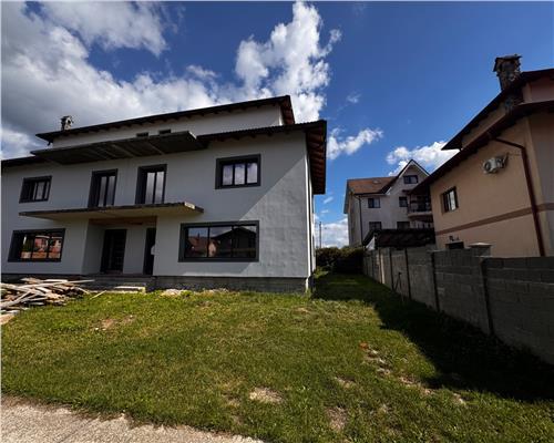 Duplex cu 274 mp curte pe Str. Victoriei – 112 mp utili