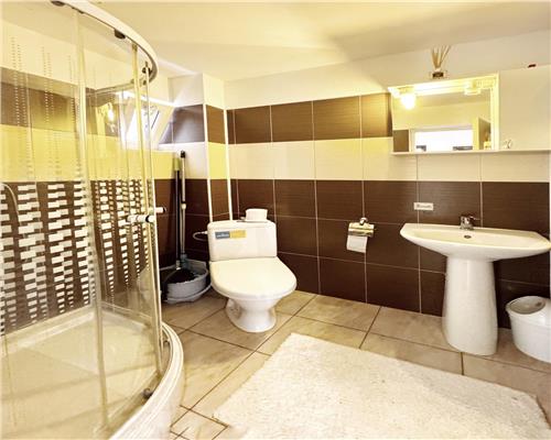 Casa tip duplex, pe 3 nivele, curte privata,  zona Hangita, Baia Mare