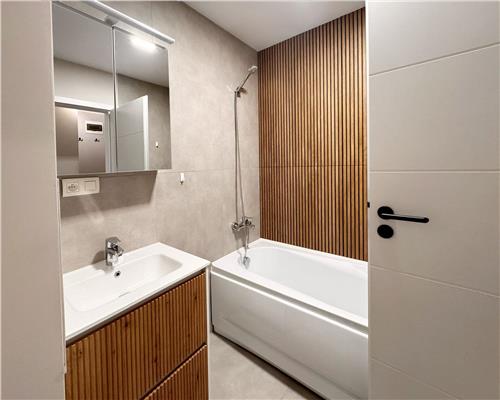 Apartament 2 camere si loc de parcare, bloc nou, str. Salciei