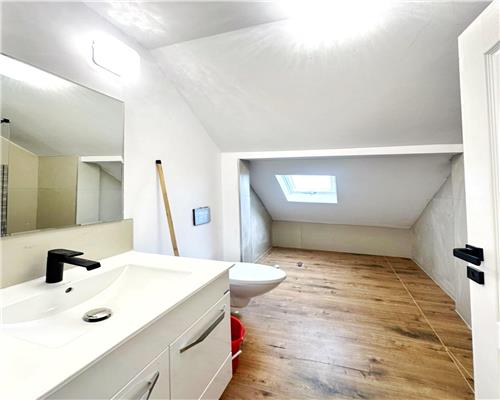 Apartament exclusivist , 3 camere, renovat , zona centrala
