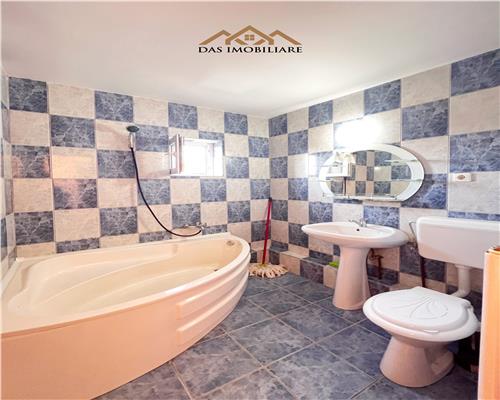 Apartament 3 camere decomandat,et.4,Aleea Dobrogei