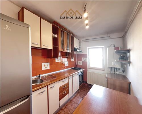 Apartament 3 camere decomandat,et.4,Aleea Dobrogei