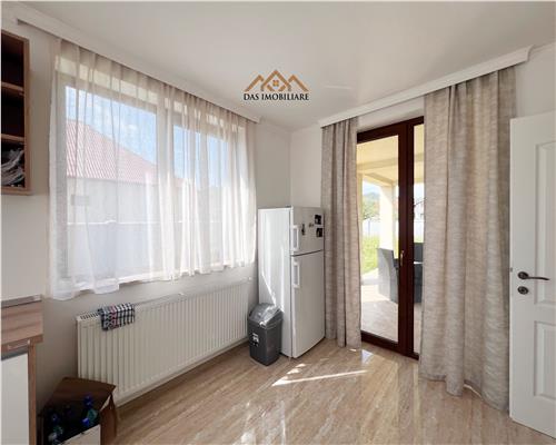 Casa P+E , Tautii Magheraus la drumul principal