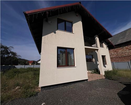 Casa P+E , Tautii Magheraus la drumul principal