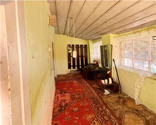 Casa batraneasca in Ferneziu, cu 6 ari teren