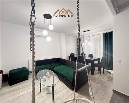 Apartament 3 camere , etaj 4 , zona centrala