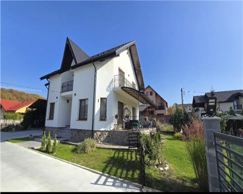 Casa cu etaj, 10 ari teren, in zona Dru Relax