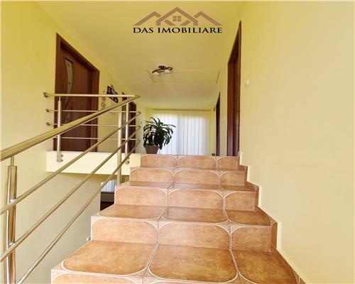 Casa cu etaj si 10 ari teren zona Dru Relax